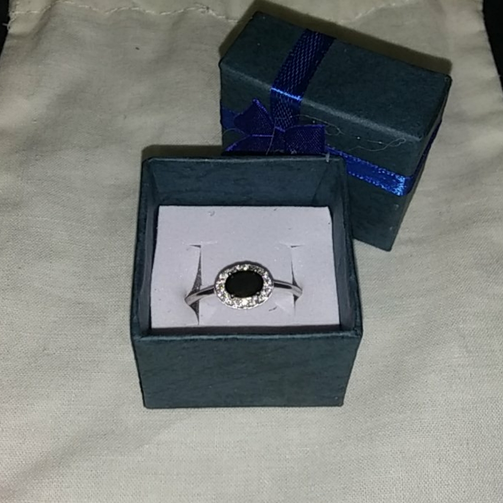 Sterling 925 Ring w/DIAMONDS & ONYX